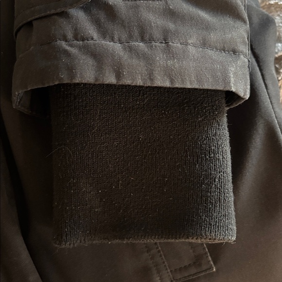 Aritzia tna x-small bancroft black parka - Picture 5 of 6